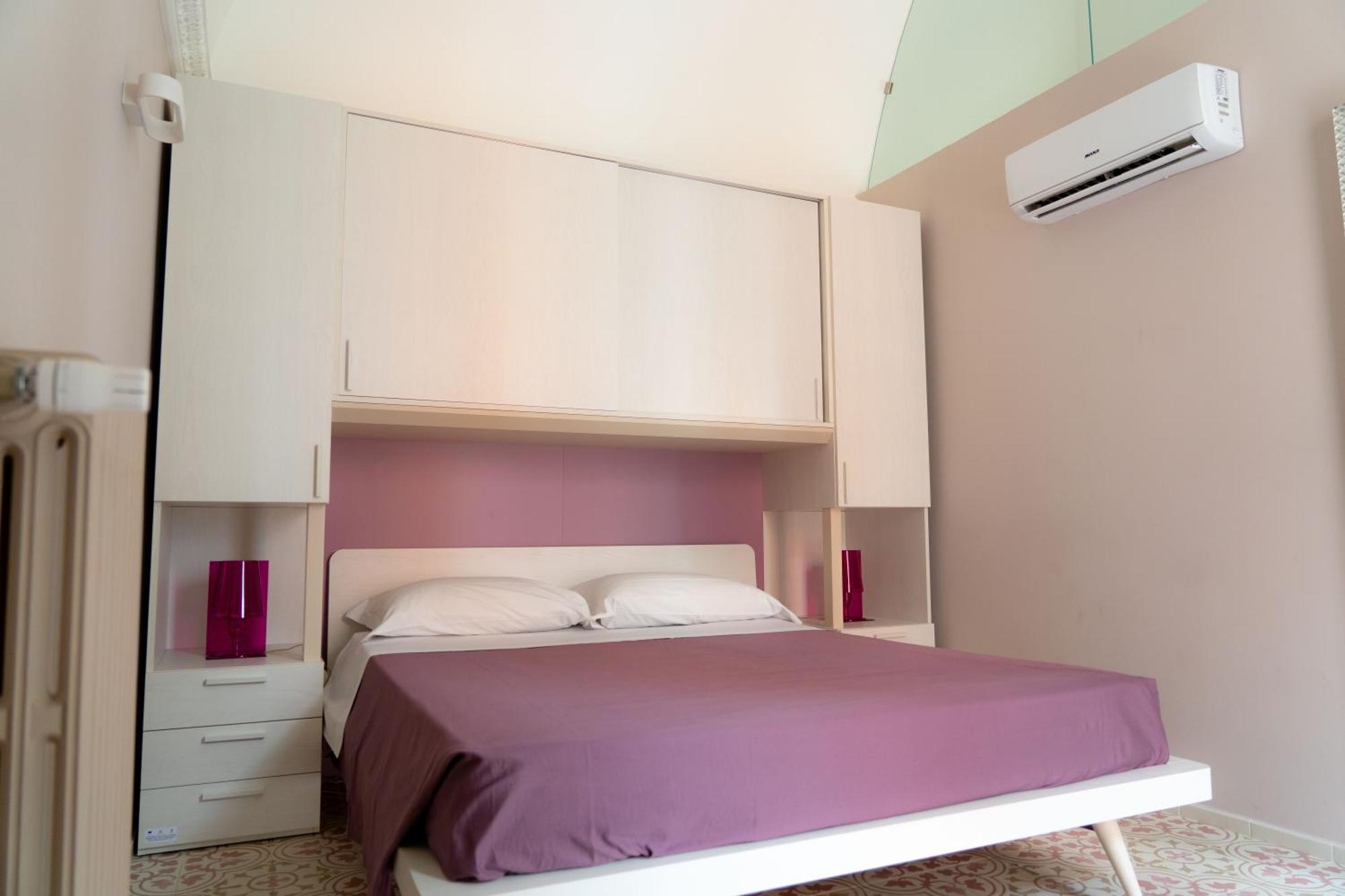 Le Tre Rondini Hotell Barletta Exteriör bild